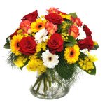 Bouquet di fiori assortiti con mimosa